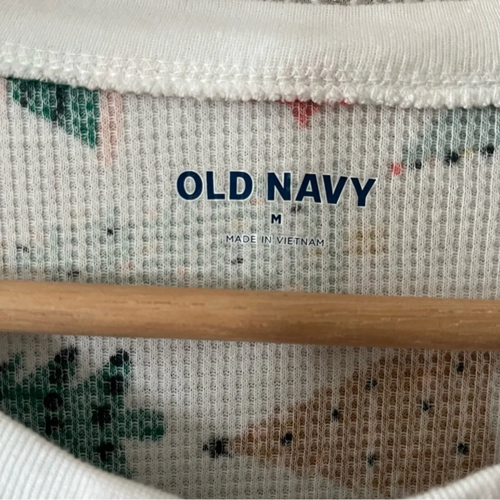 M Old Navy Thermal One Piece Christmas Pajamas